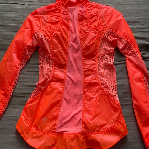 LULULEMON Pink Running Jacket (NEVER BEEN WORN) - Picture 2 of 3